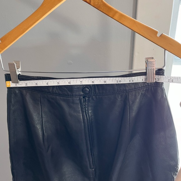 Vintage Leather Mid-length Skirt - Picture 6 of 7
